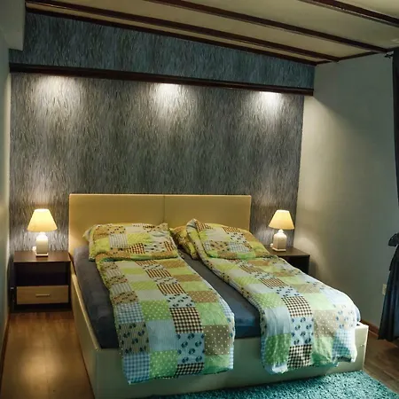 Srebarna Lakeview *