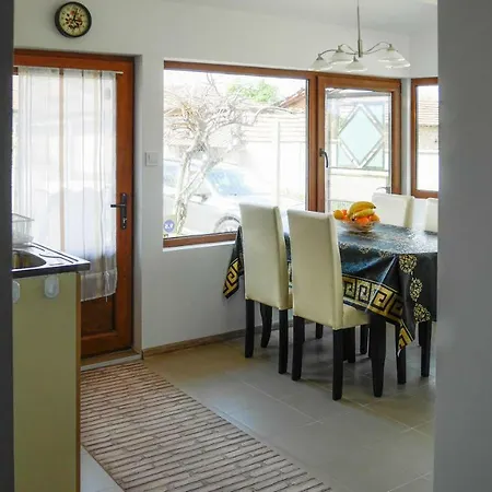 Appartement Srebarna Lakeview